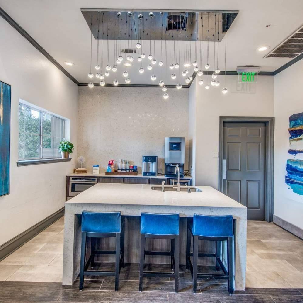 Townhouse for rent at The Station at Macarthur, 1100 Hidden Ridge, Irving, TX 75038
