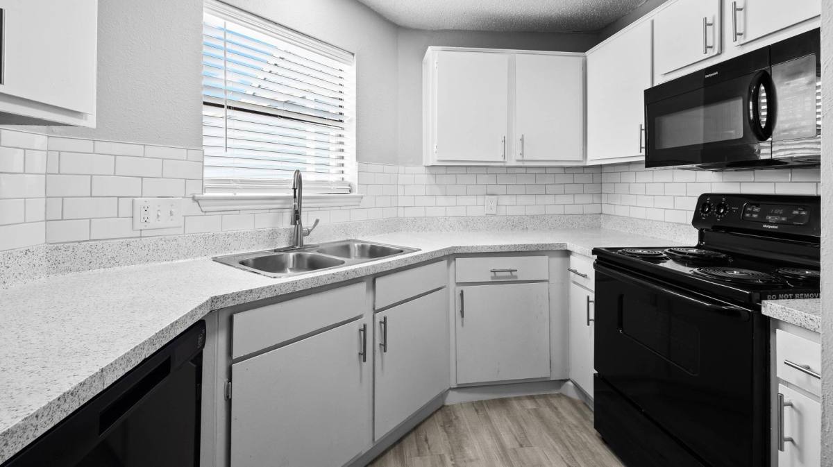 Apartment for rent at The Azul, 10928 Audelia Rd, Dallas, TX 75243
