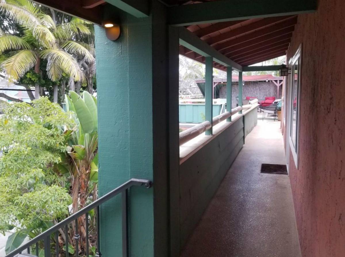 Apartment for rent at 1310 Electric Ave, Seal Beach, CA 90740