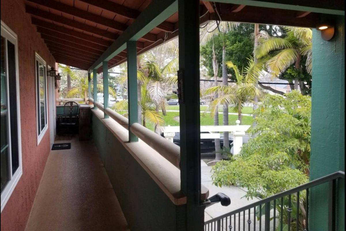 Apartment for rent at 1310 Electric Ave, Seal Beach, CA 90740
