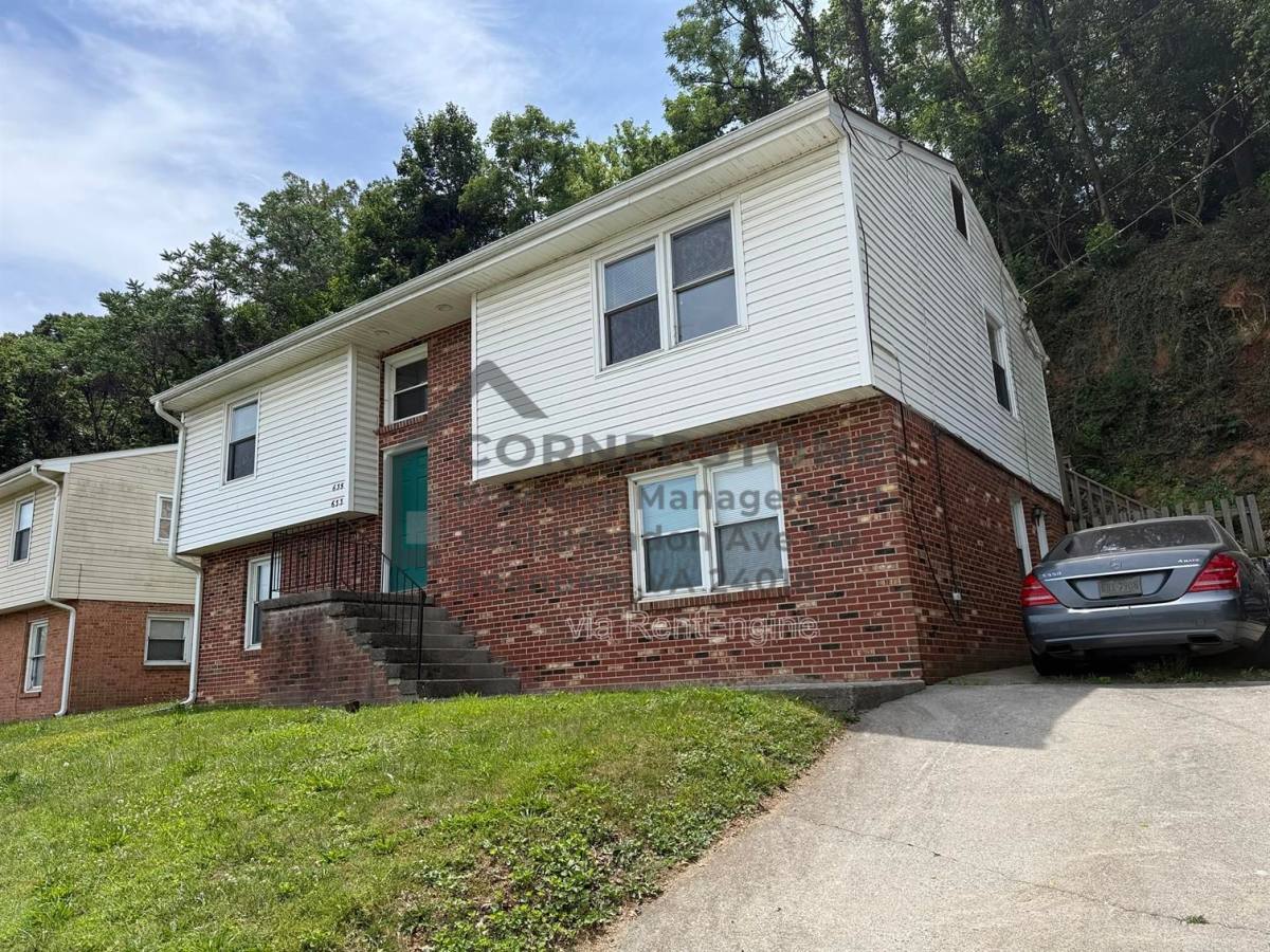 Apartment for rent at 635 Riverland Rd SE, Roanoke, VA 24014