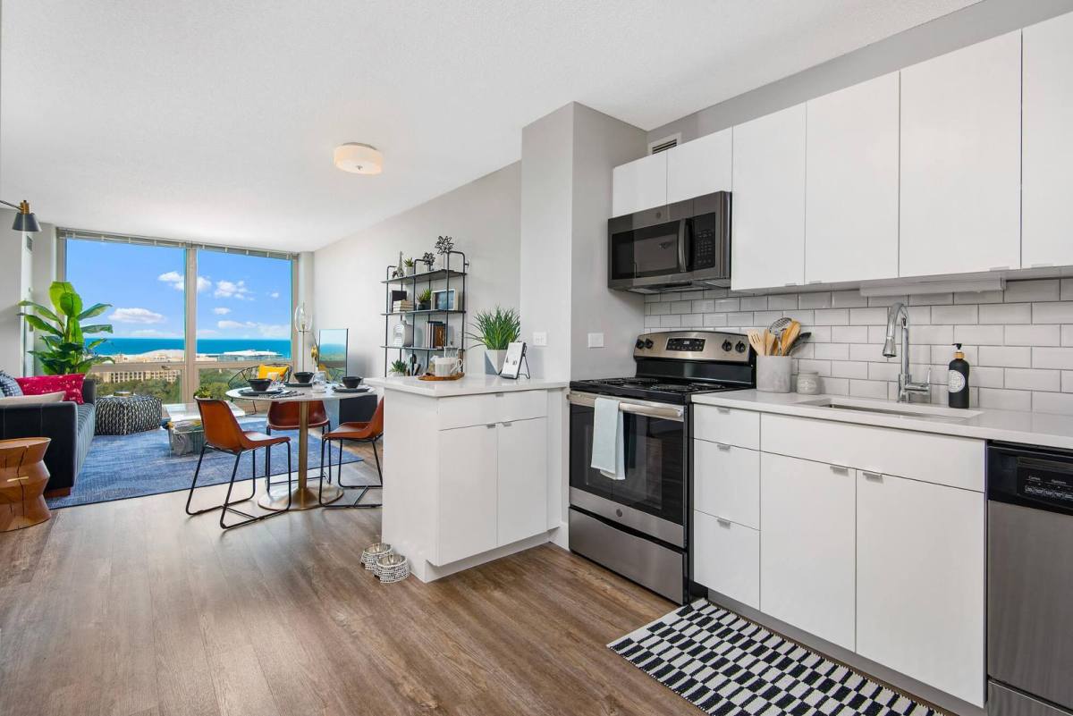 Apartment for rent at 1630 Chicago Ave, Evanston, IL 60201