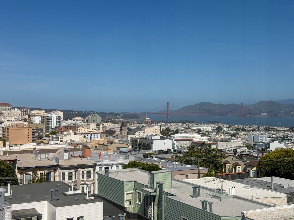 Apartment for rent at 1440 - 1450 Washington St, San Francisco, CA 94109