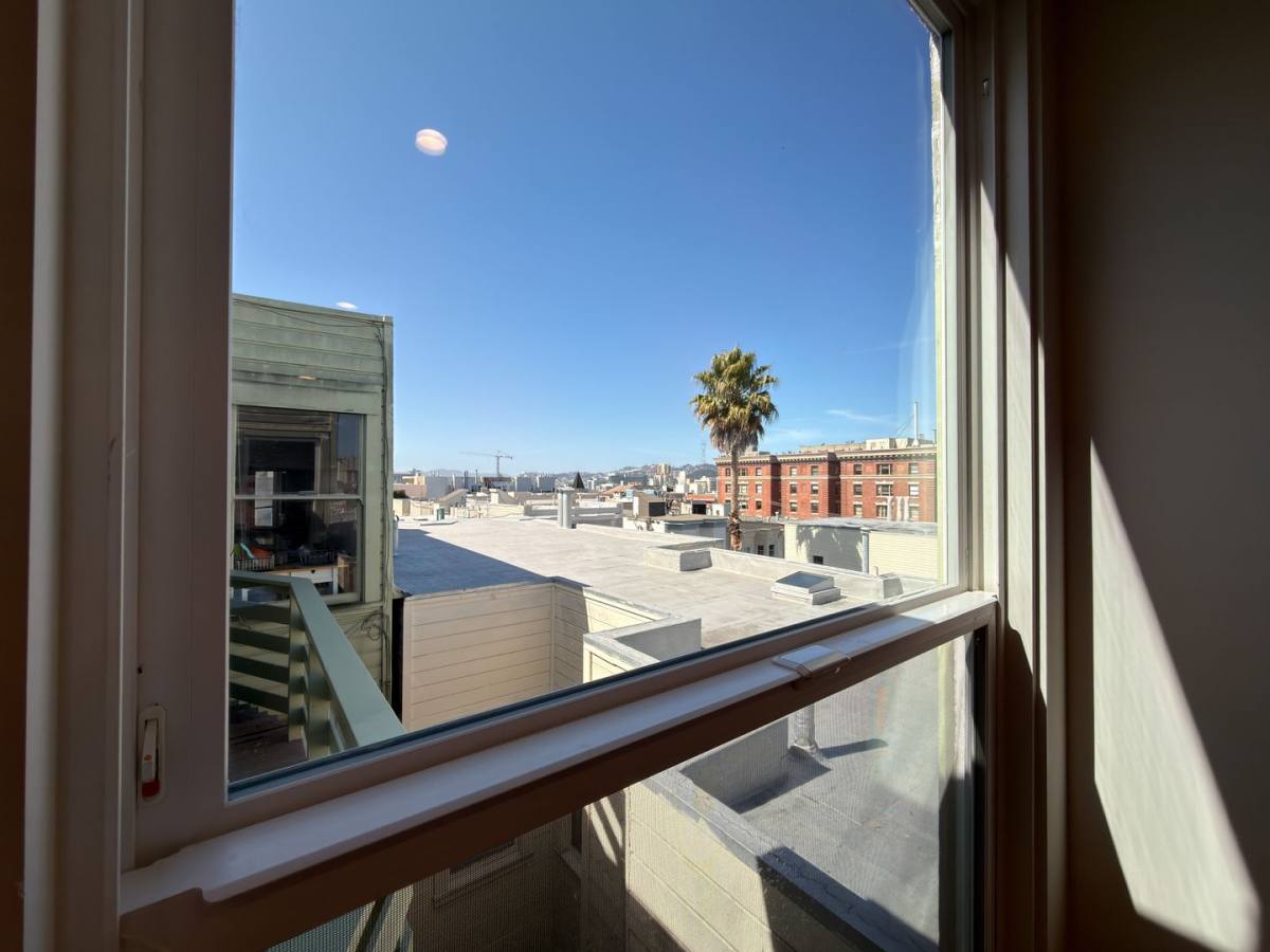 Apartment for rent at 1440 - 1450 Washington St, San Francisco, CA 94109