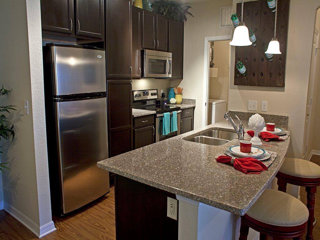Apartment for rent at Phillips Mallard Creek, 655 W Mallard Creek Church Rd, Charlotte, NC 28262