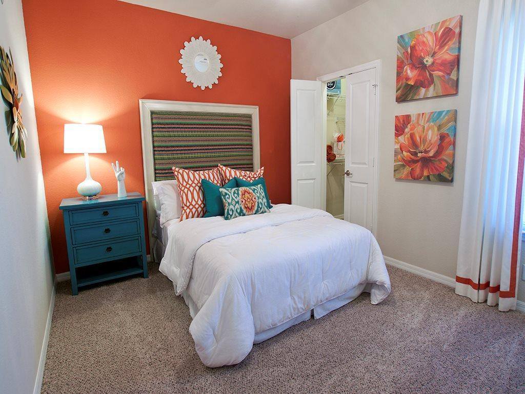 Apartment for rent at Phillips Mallard Creek, 655 W Mallard Creek Church Rd, Charlotte, NC 28262