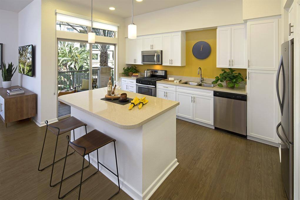 Apartment for rent at Centerpointe Apartment Homes, 7725 Gateway, Irvine, CA 92618