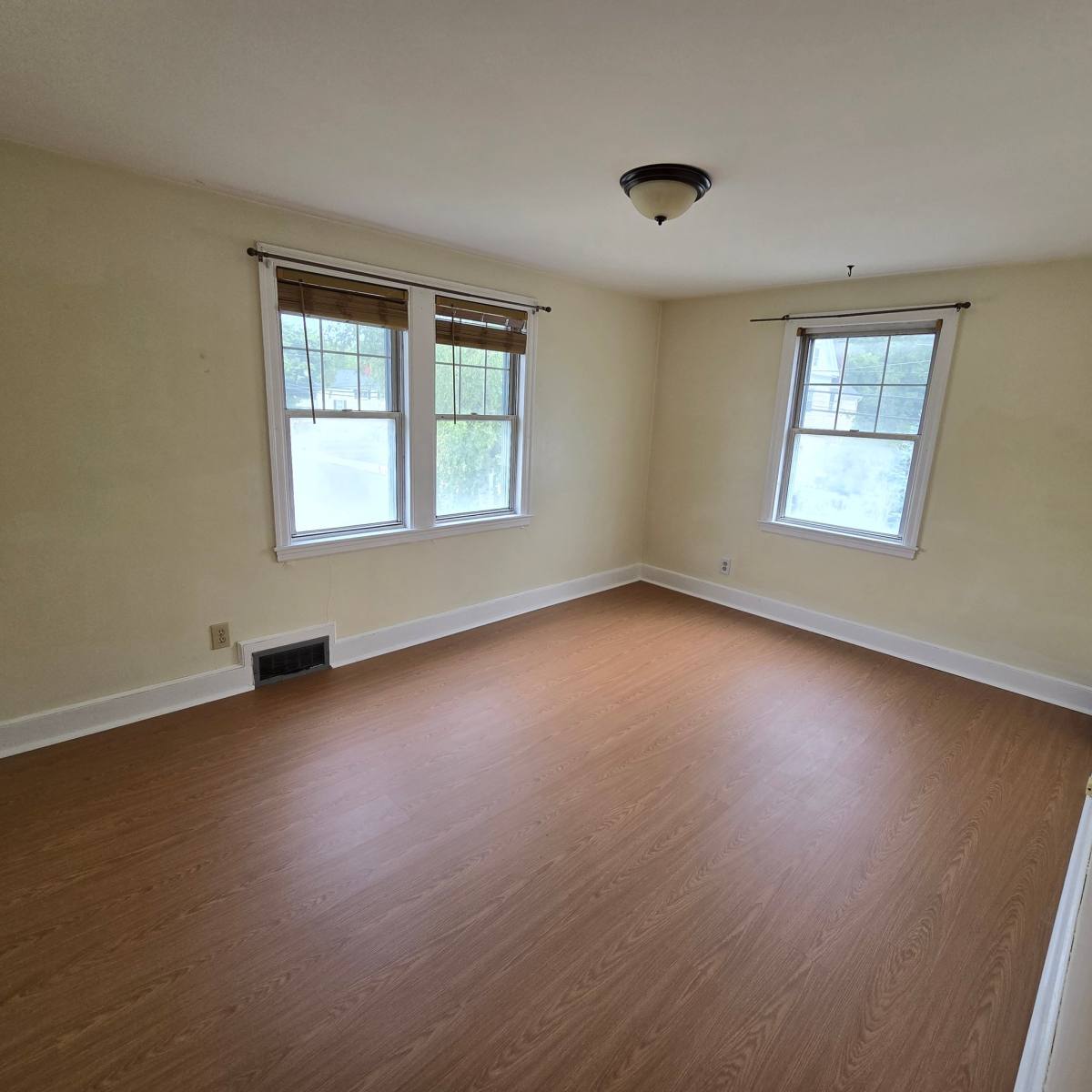 Apartment for rent at 155 Glenwood Ave #2, Hyde Park, MA 02136