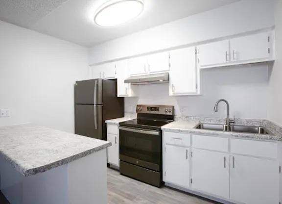 Apartment for rent at San Marin Apartment Homes, 5650 S Park Ave, Tucson, AZ 85706