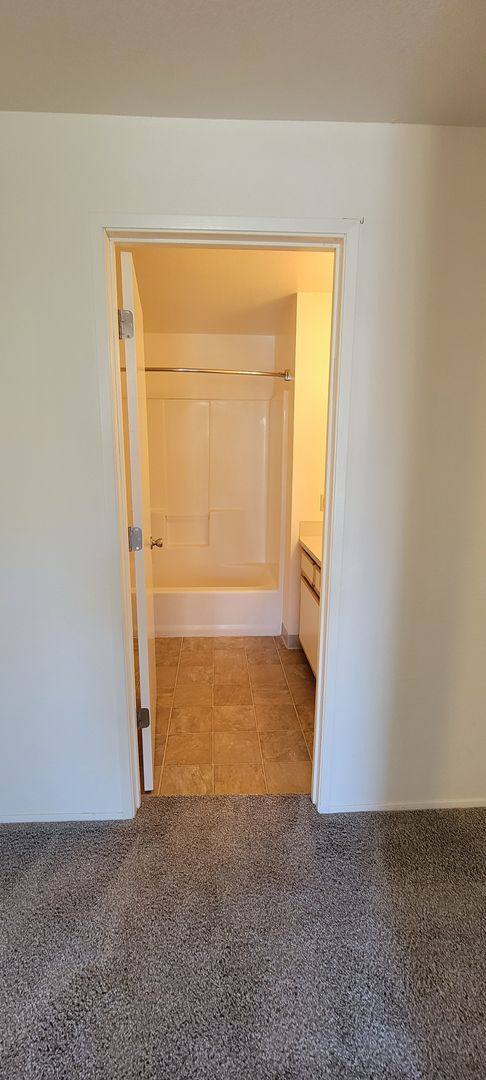 Apartment for rent at 430 Brittany Way NE, Salem, OR 97301