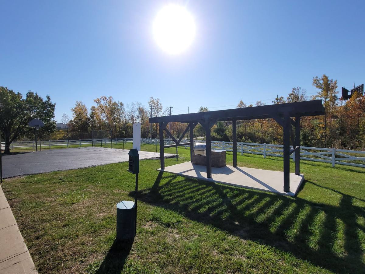 Apartment for rent at 1044 Hawthorne Village Dr, Warrenton, MO 63383