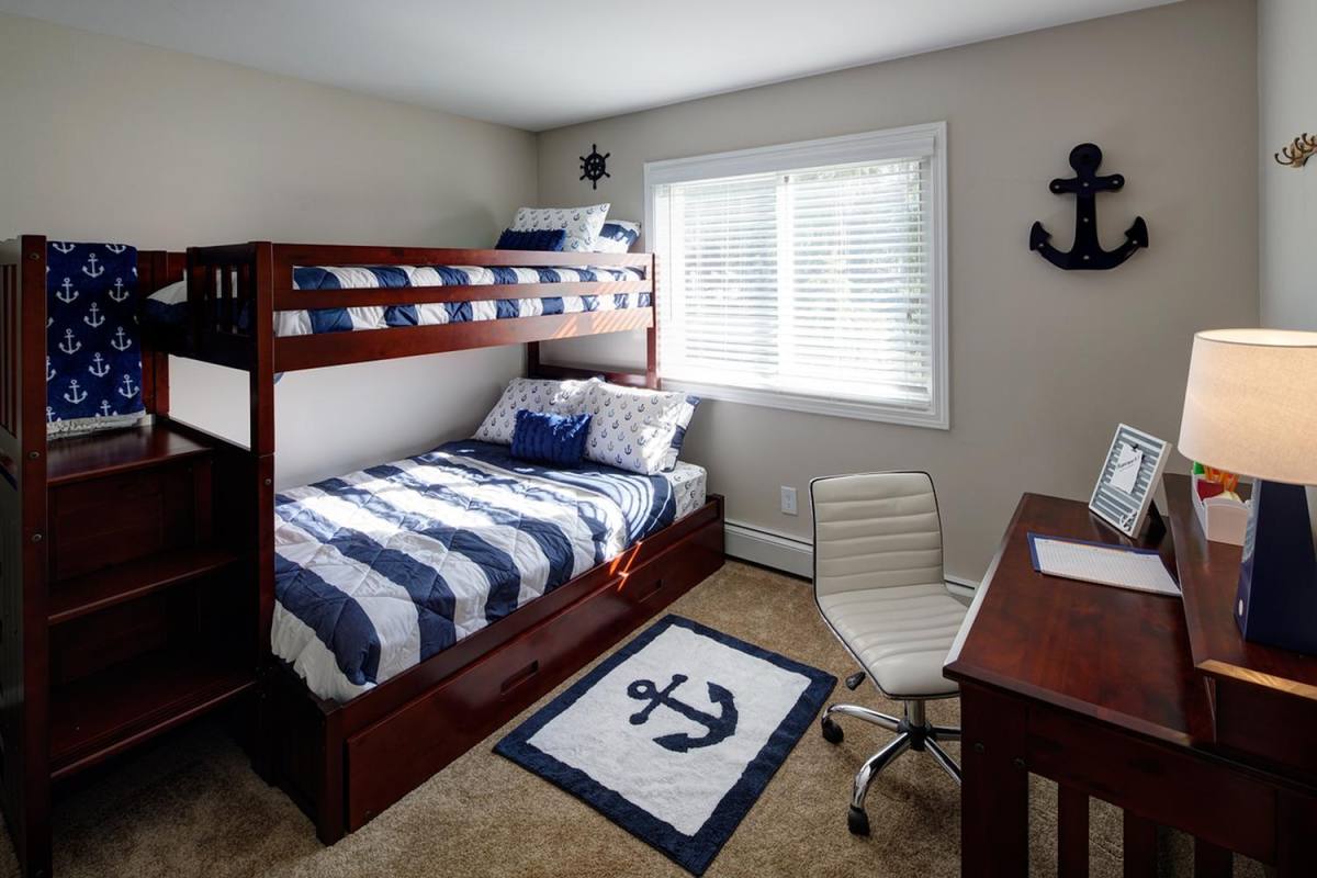 Apartment for rent at Woodlands of Crest Hill, 1615 Arbor Lane, Crest Hill, IL 60403