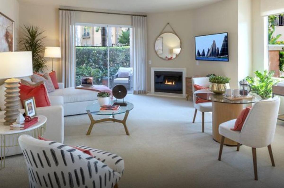 Apartment for rent at Villa Coronado Apartment Homes, 100 Ambazar, Irvine, CA 92614