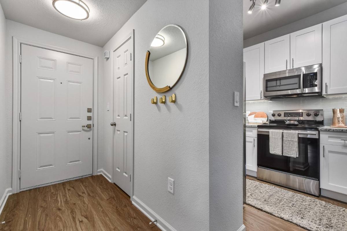 Apartment for rent at 7001 W Parker Rd, Plano, TX 75093