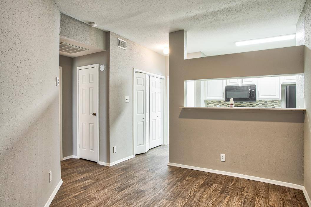 Apartment for rent at Hidden Ridge Apartment Homes, 1290 Hidden Ridge Dr, Irving, TX 75038