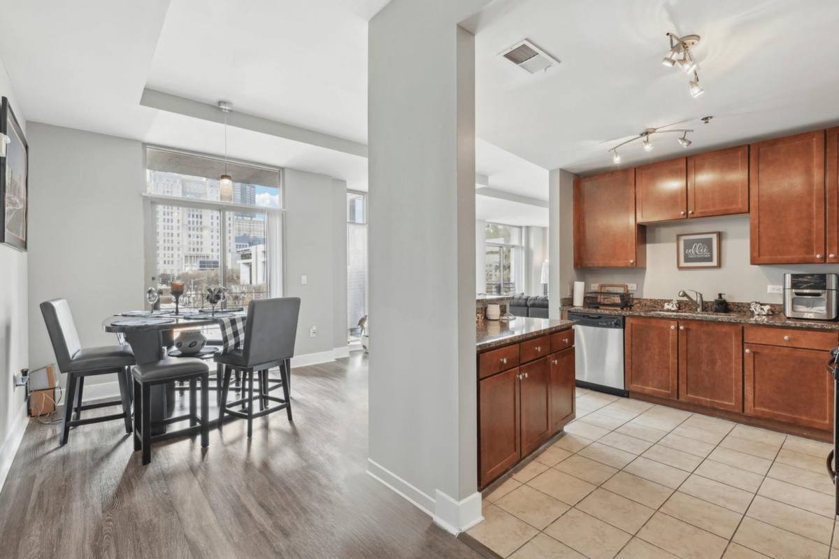 Apartment for rent at 171 Auburn Ave NE, Atlanta, GA 30303