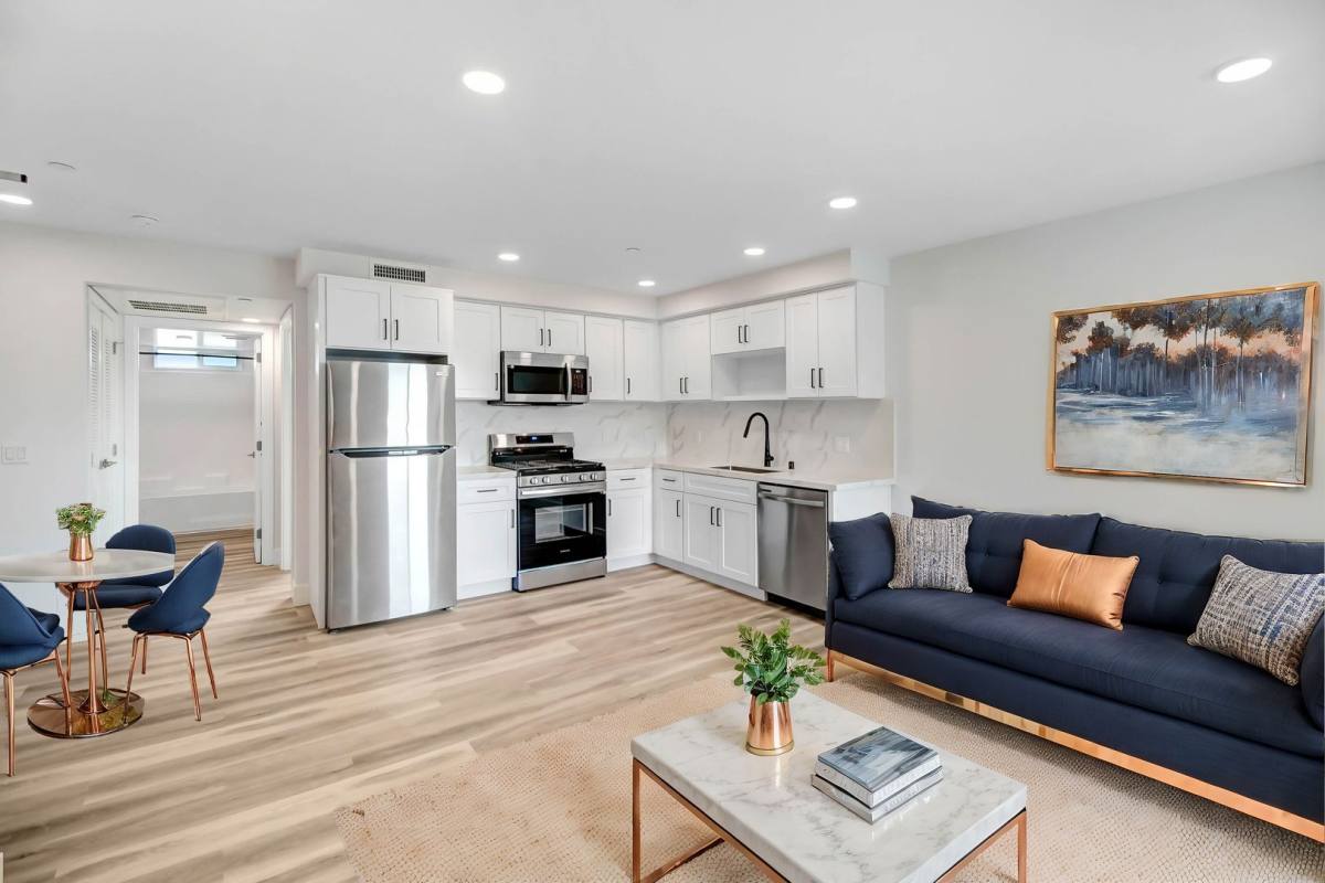 Apartment for rent at 5400 Carpenter Ave, Valley Village, CA 91607