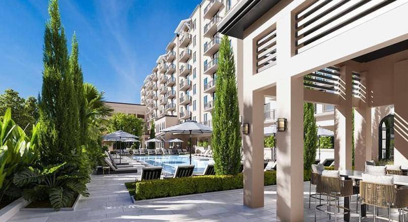 Apartment for rent at 2555 NE 179th St, North Miami Beach, FL 33160