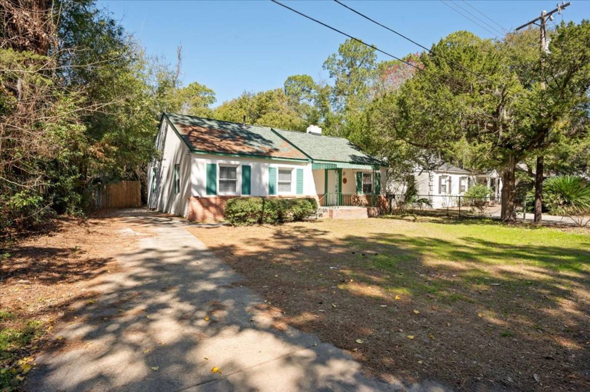 House for rent at 1702 E 41st St, Savannah, GA 31404