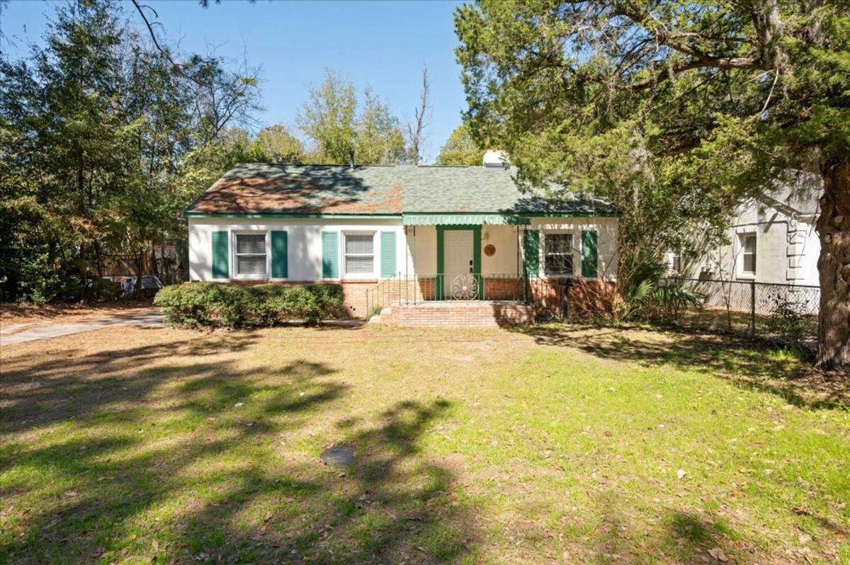 House for rent at 1702 E 41st St, Savannah, GA 31404