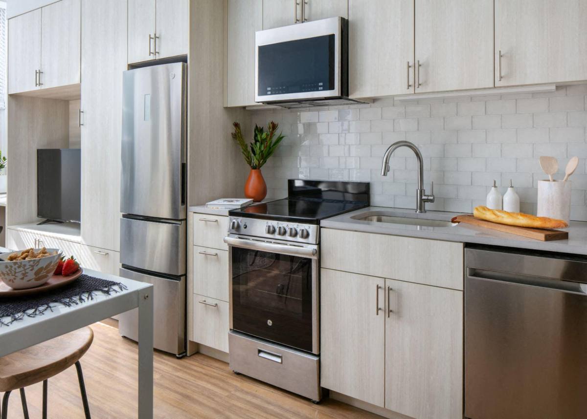 Apartment for rent at 1401 Arch St, Philadelphia, PA 19102