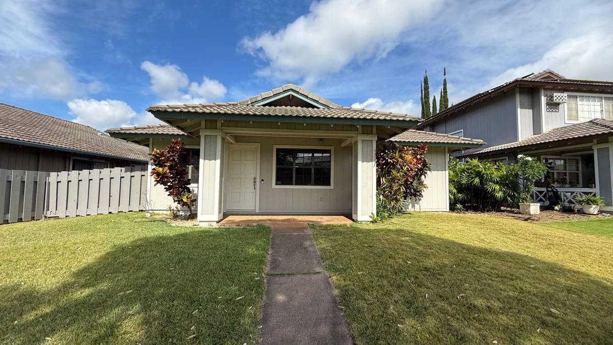 House for rent at 91-1010 Oaniani St, Kapolei, HI 96707