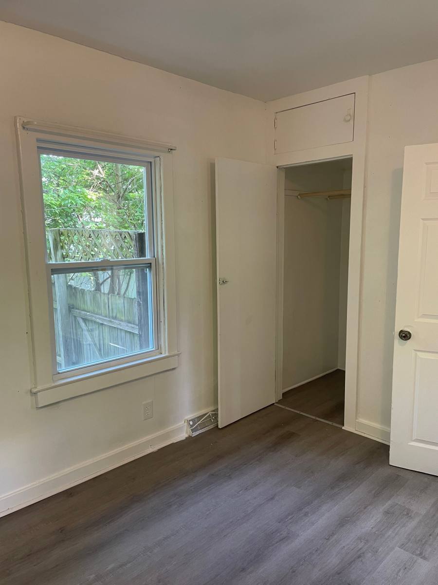 House for rent at 741 Barrie Ave, Flint, MI 48507