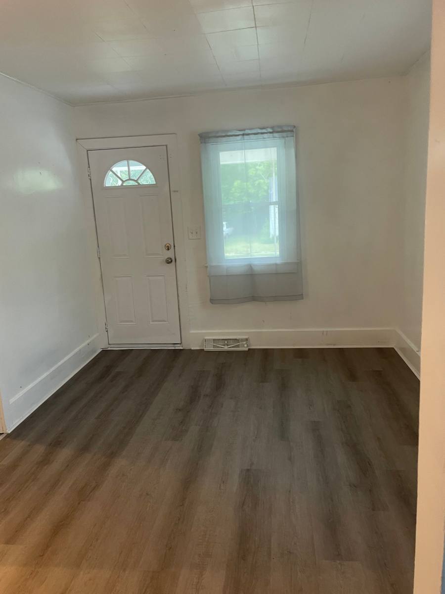 House for rent at 741 Barrie Ave, Flint, MI 48507