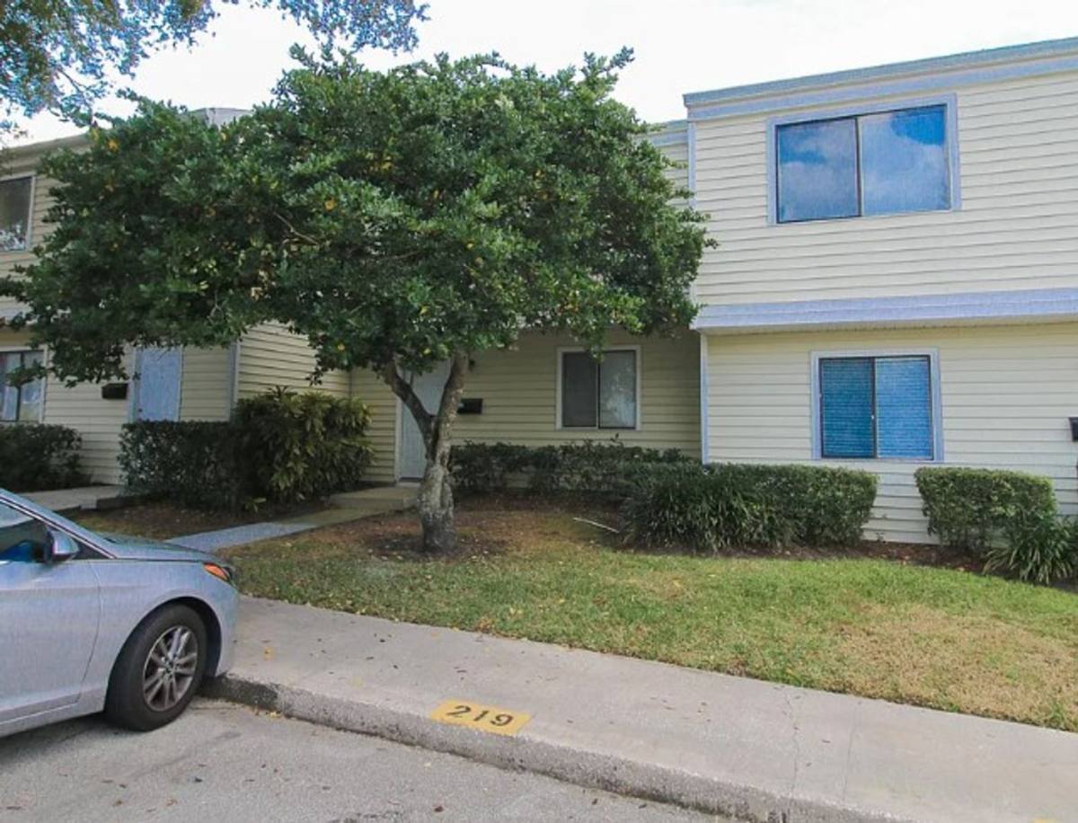 Condo for rent at 219 Debora Court, Altamonte Springs, FL 32701