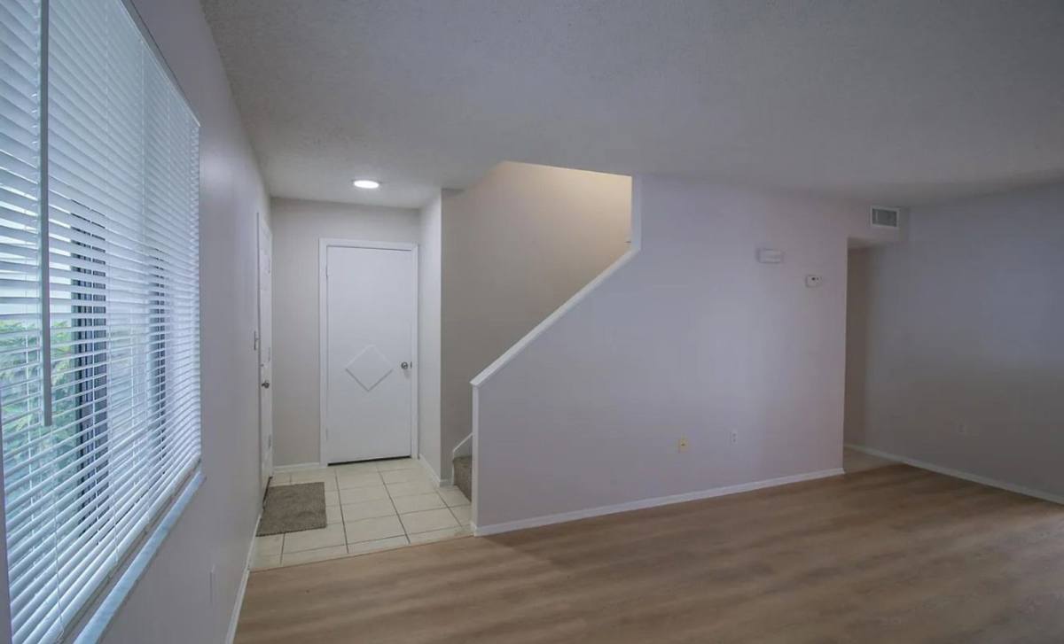 Condo for rent at 219 Debora Court, Altamonte Springs, FL 32701