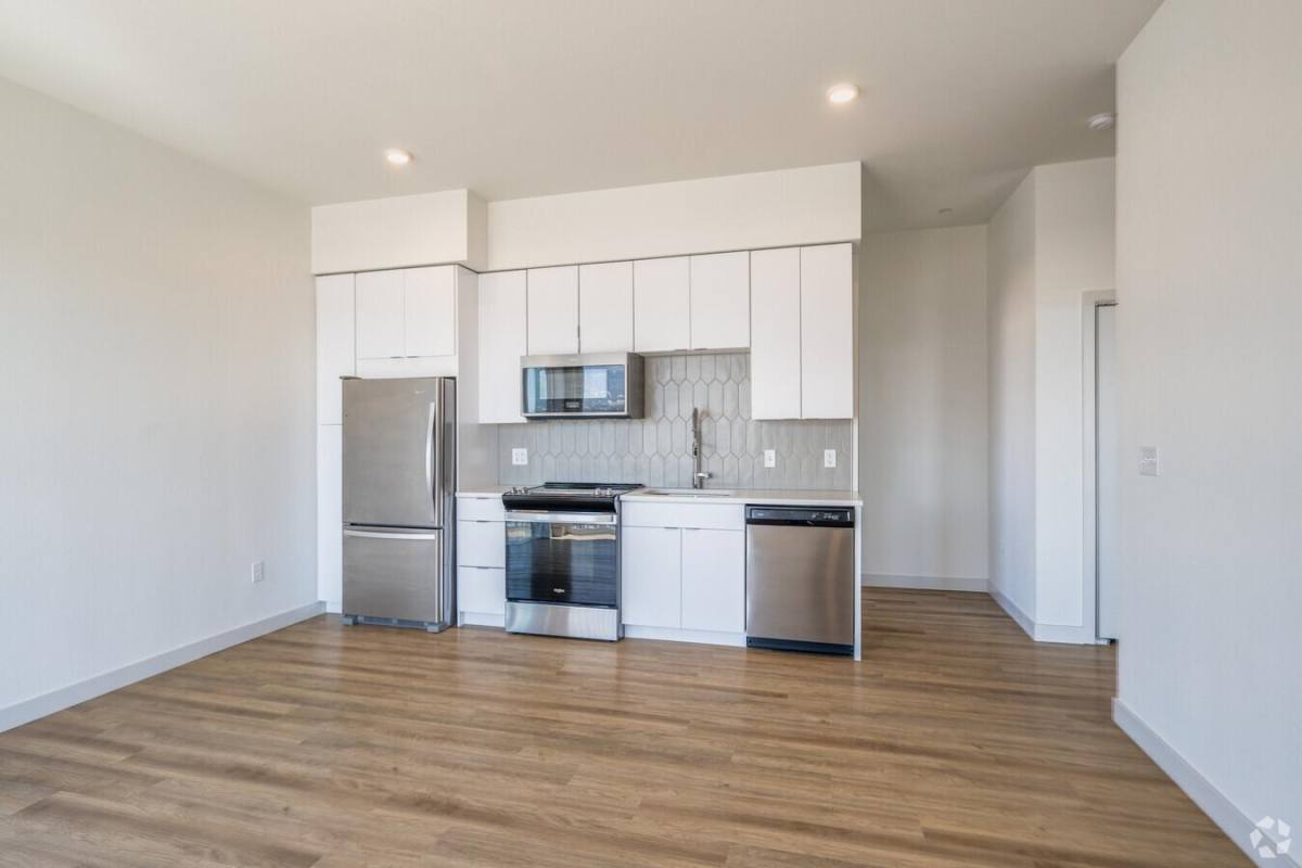 Apartment for rent at 322 E Vermijo Ave, Colorado Springs, CO 80903
