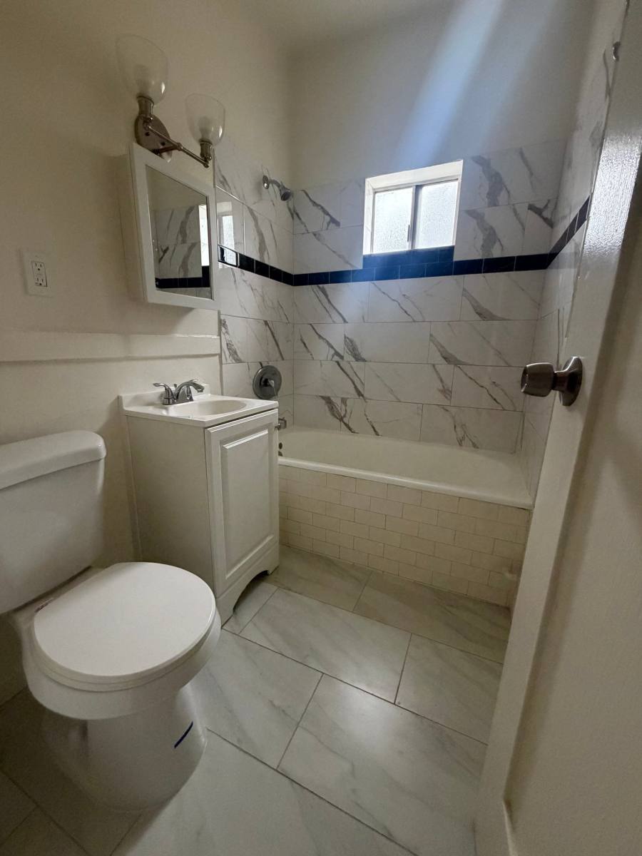 Apartment for rent at 628 E Elk Ave #101, Glendale, CA 91205