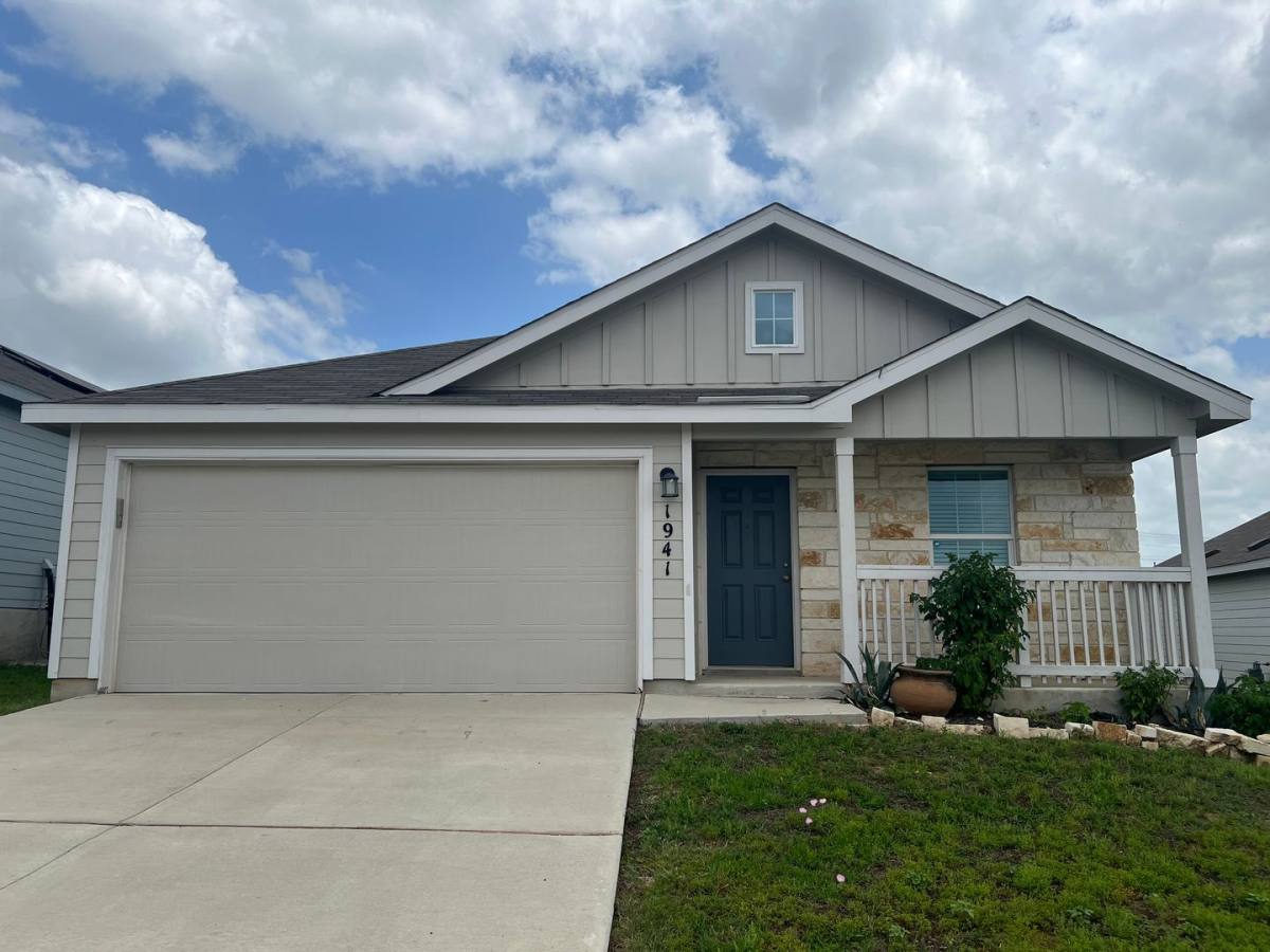 House for rent at 1941 Stonechat, New Braunfels, TX 78130