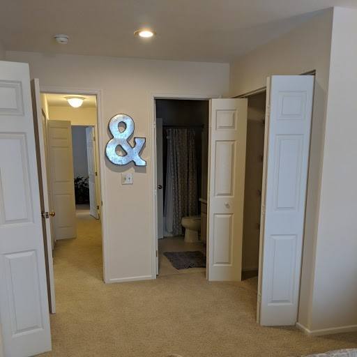 Apartment for rent at 5885 Tuttle's Grove Blvd, Dublin, OH 43016