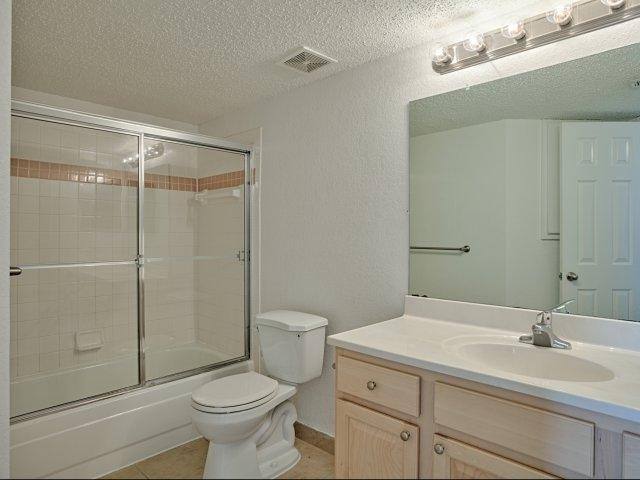 Apartment for rent at 3101 Port Royale Blvd, Fort Lauderdale, FL 33308