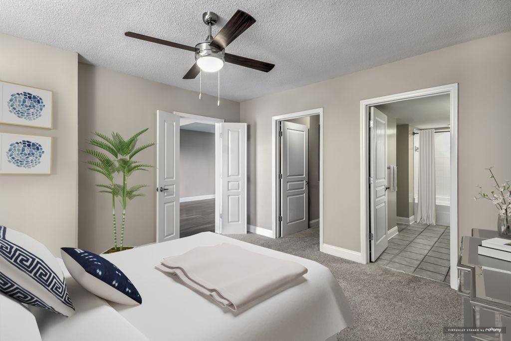 Townhouse for rent at Camden Grandview, 309 E Morehead St, Charlotte, NC 28202
