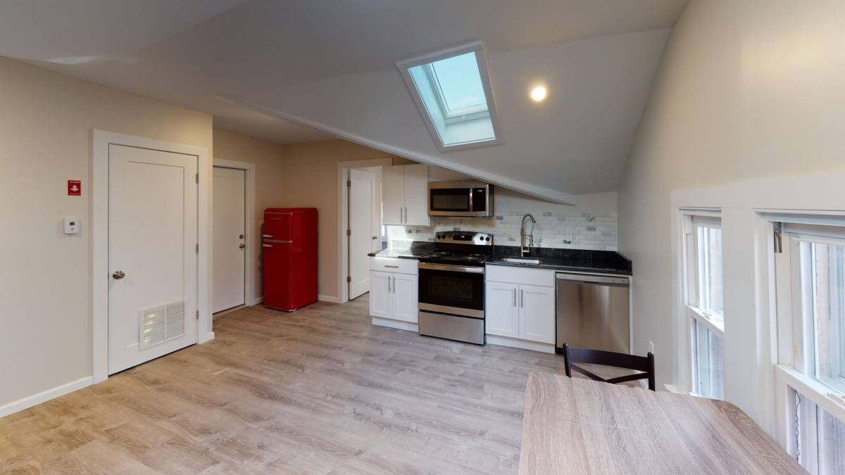 Apartment for rent at 539 Orange St, New Haven, CT 06511