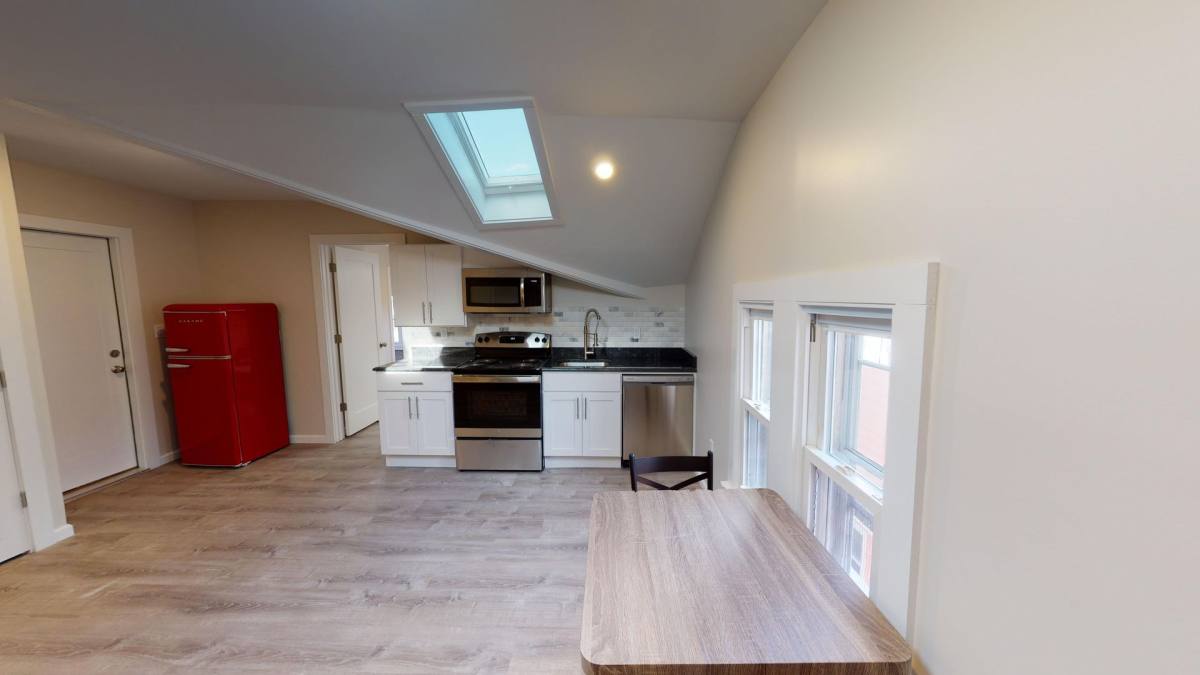 Apartment for rent at 539 Orange St, New Haven, CT 06511