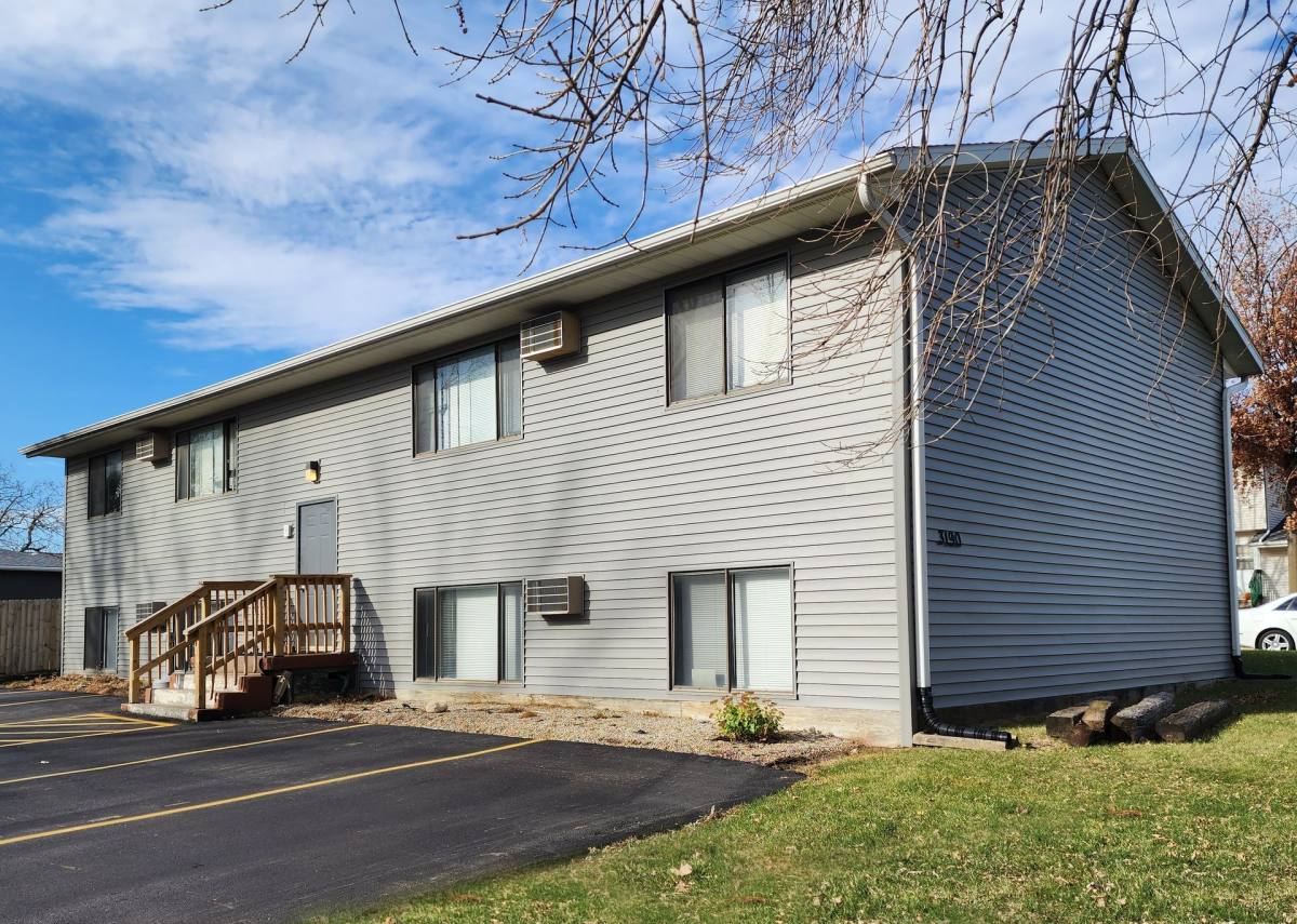 Apartment for rent at 3190 8th St, Marion, IA 52302