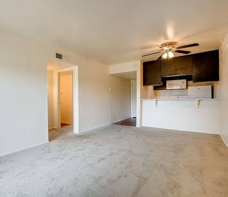 5225 E Thomas Rd, Phoenix, AZ 85018 - Apartment for Rent - Image 3