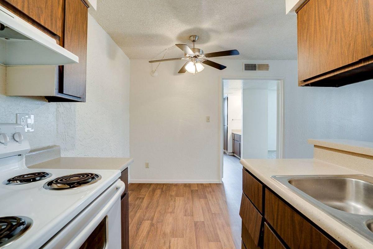 Apartment for rent at 5225 E Thomas Rd, Phoenix, AZ 85018