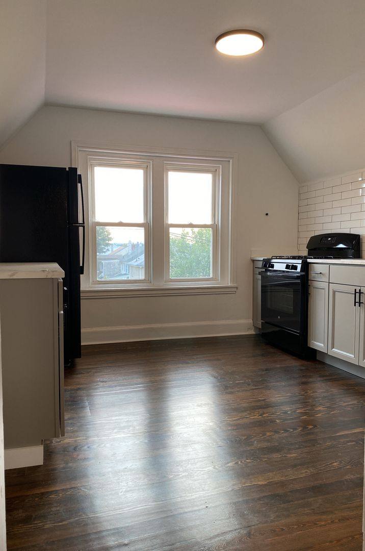 Apartment for rent at 136 Main St, Phoenixville, PA 19460