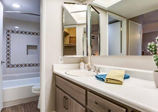 Apartment for rent at 888 E Clinton St, Phoenix, AZ 85020