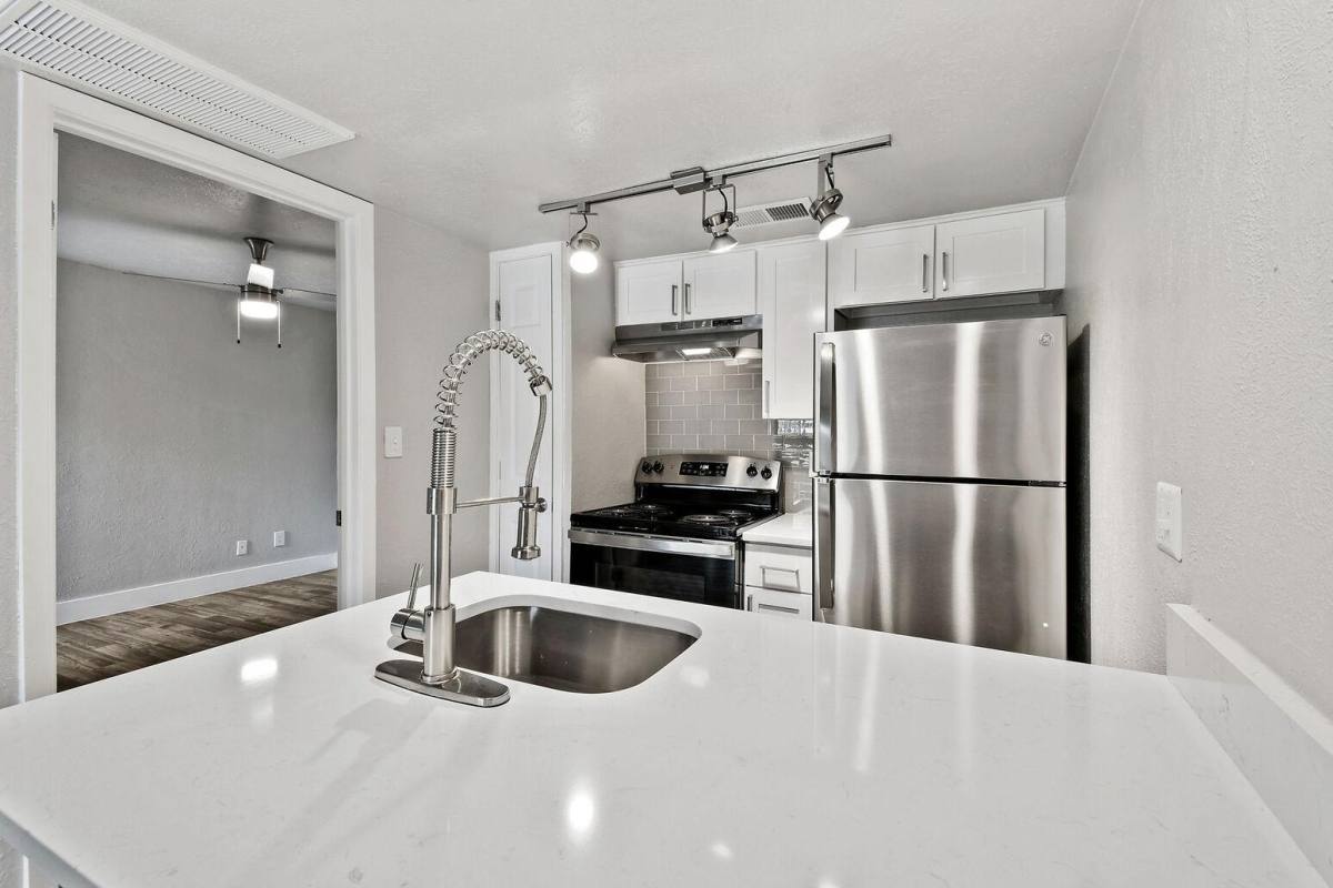 Apartment for rent at Waterford, 7879 Riverfall Dr, Dallas, TX 75230