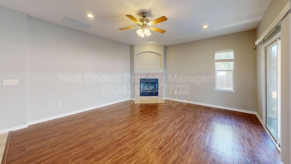 Apartment for rent at 14664 Falling Waters Dr, Jacksonville, FL 32258