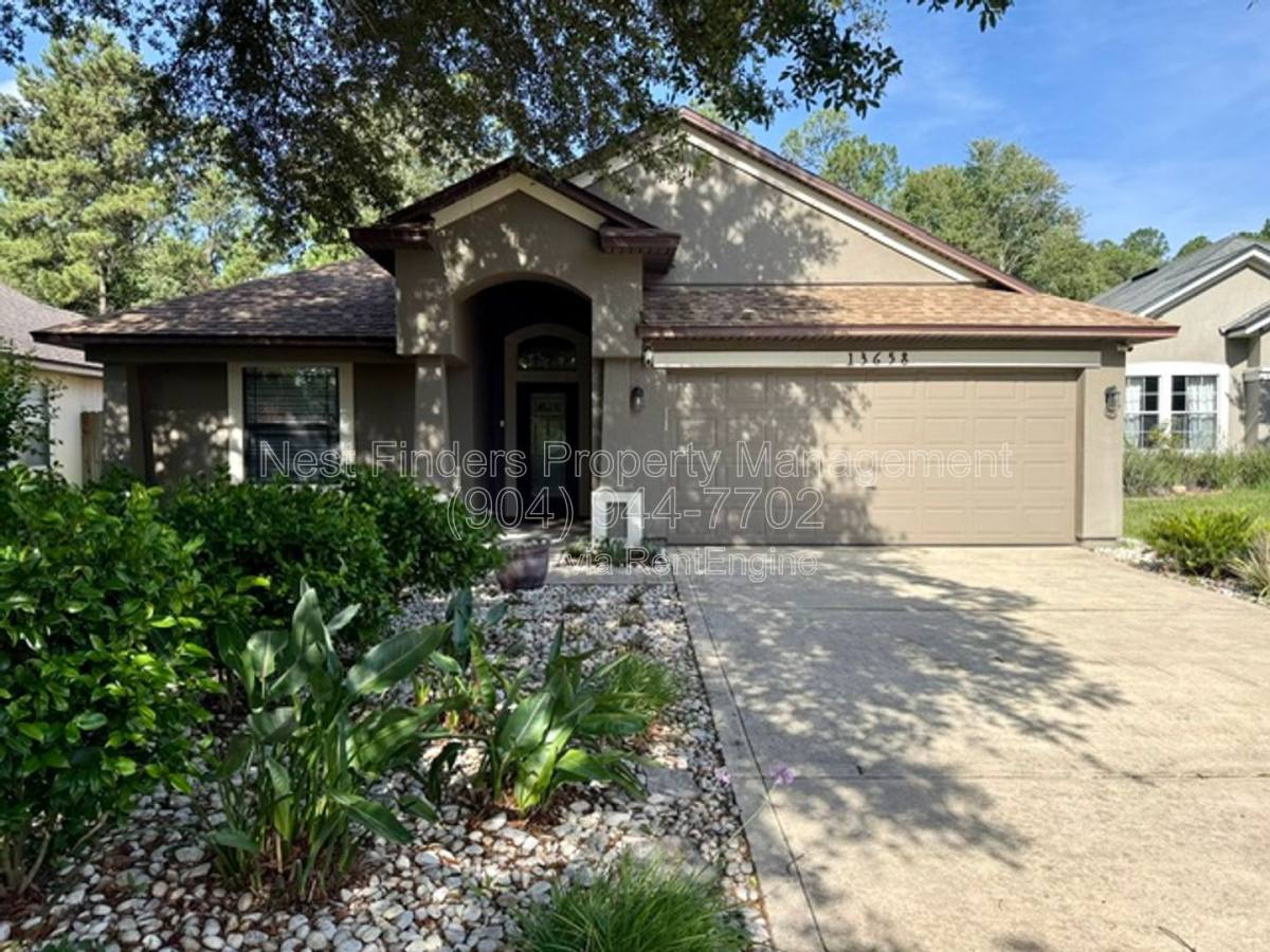Apartment for rent at 13658 Kayak Court, Jacksonville, FL 32226