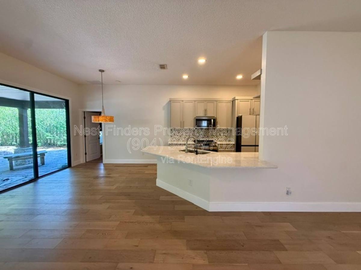 Apartment for rent at 13658 Kayak Court, Jacksonville, FL 32226