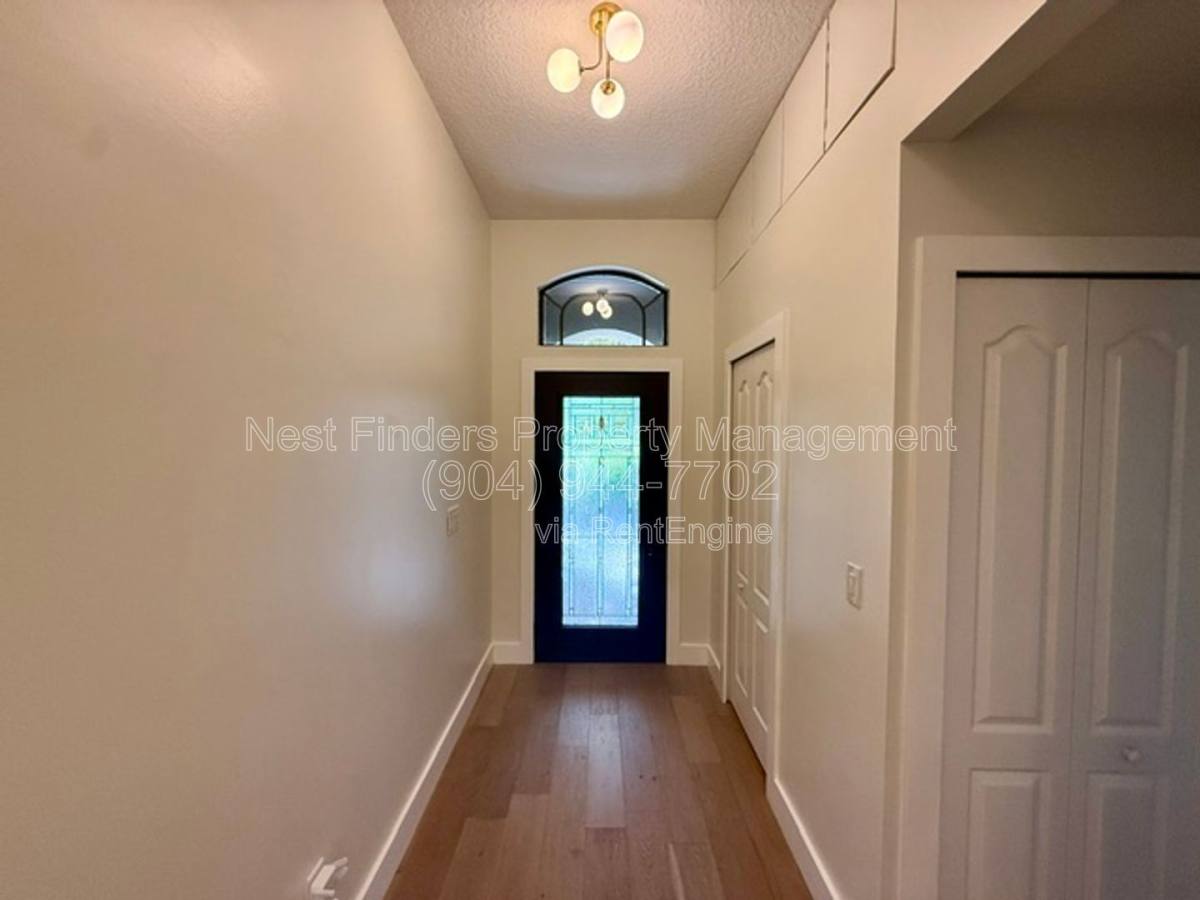 Apartment for rent at 13658 Kayak Court, Jacksonville, FL 32226