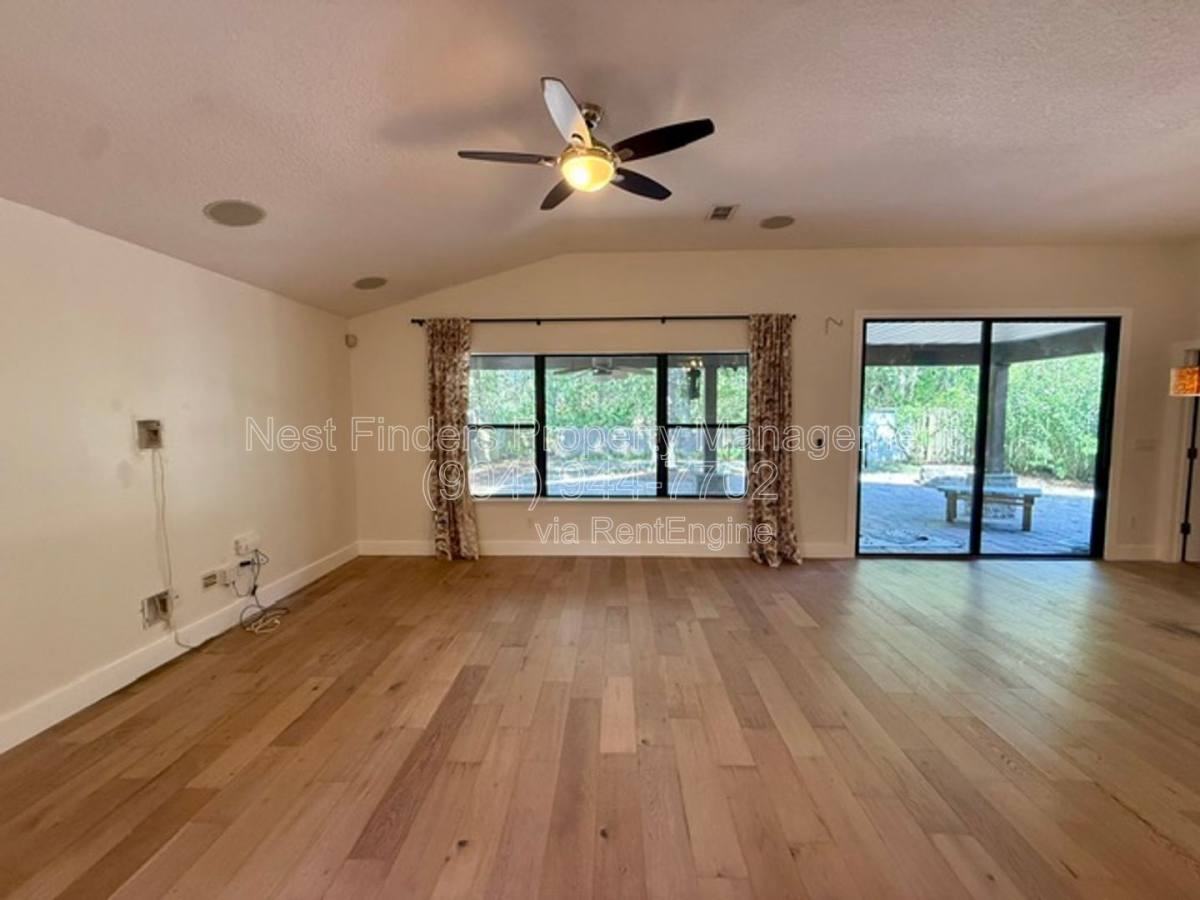 Apartment for rent at 13658 Kayak Court, Jacksonville, FL 32226
