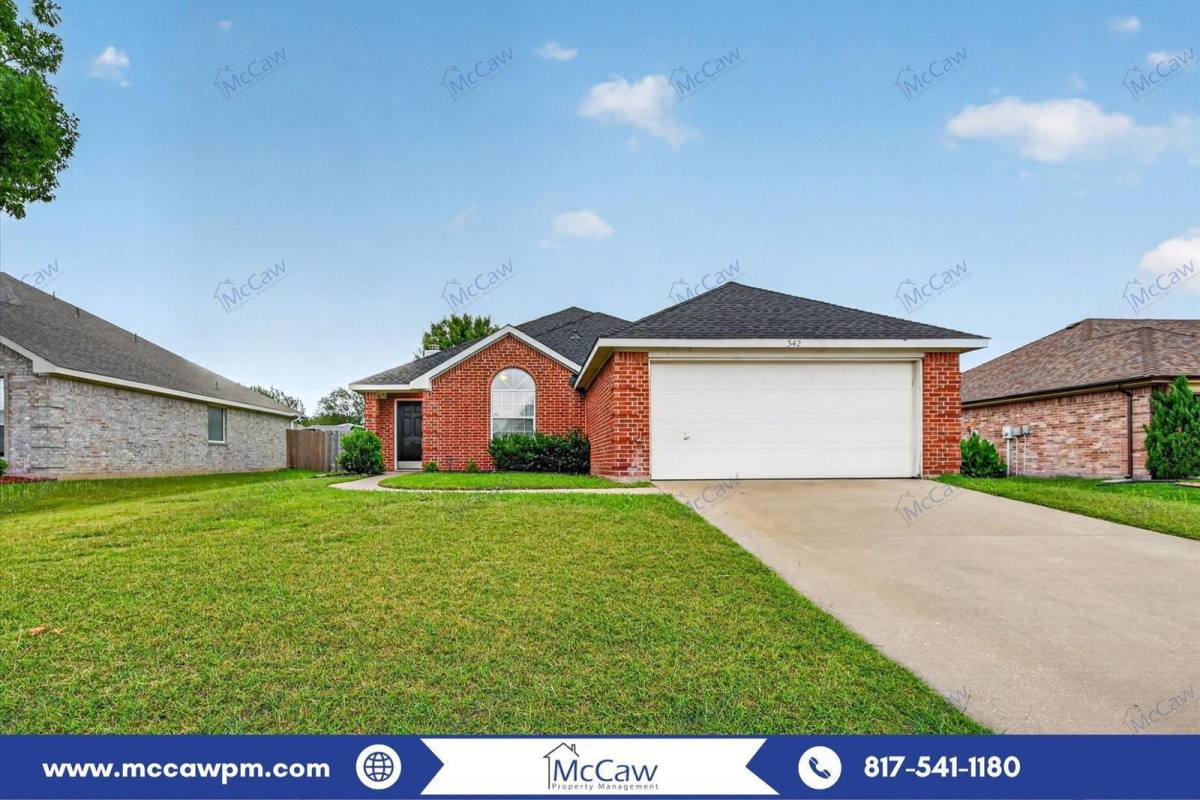 House for rent at 342 Leisure Lane, Waxahachie, TX 75165